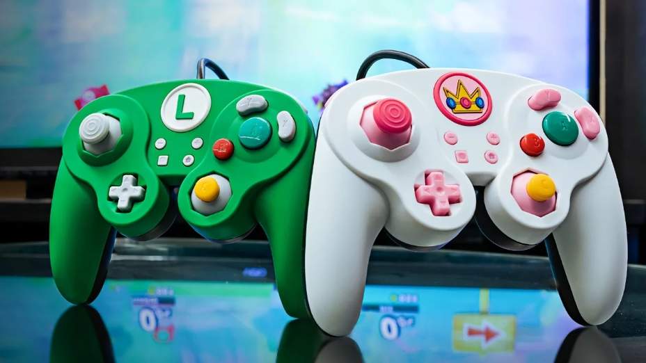 Luigi και Peach GameCube Controllers για το Nintendo Switch