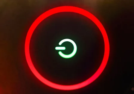 news-xbox-red-ring-of-death-over-a-grungy-black-background