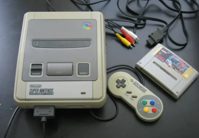 Το Super Nintendo Entertainment System αναδείχθηκε ως το κορυφαίο σύστημα όλων των εποχών, σύμφωνα με ψηφοφορία του κοινού που ξεπέρασε κάθε άλλο κονσόλα.